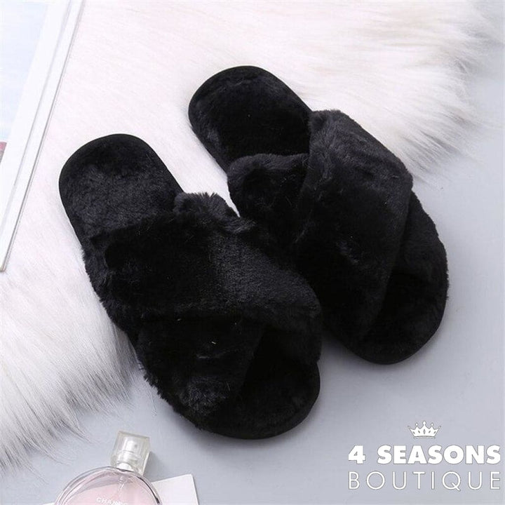 Chinelo Pantufa Ísis Valverde - 4 Seasons Boutique