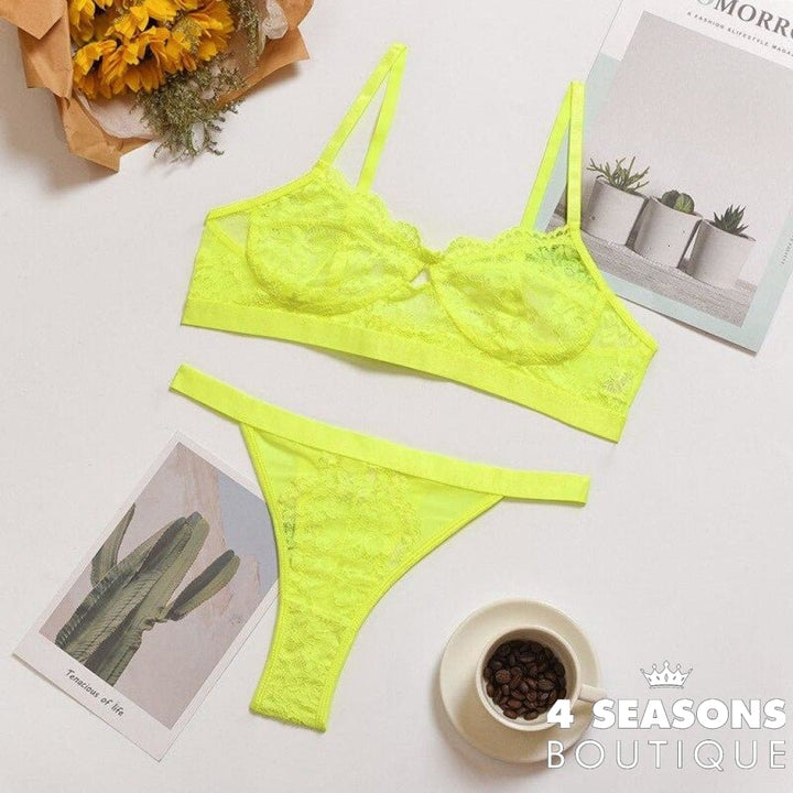 Lingerie Macy's - 4 Seasons Boutique