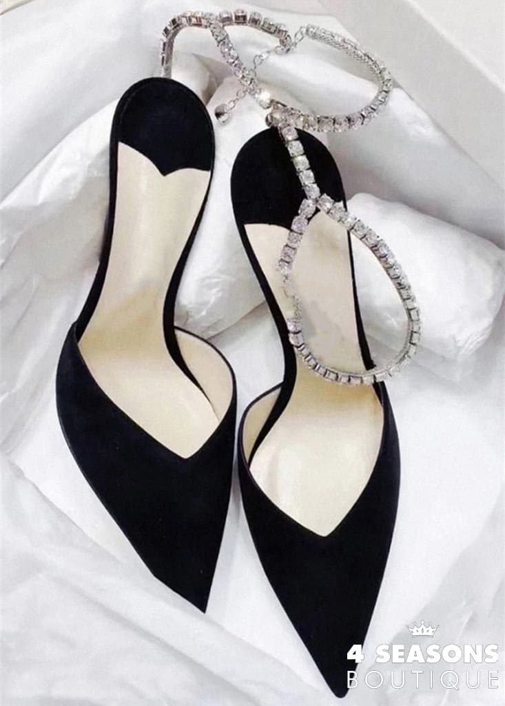Scarpin Diamond Preto / 33